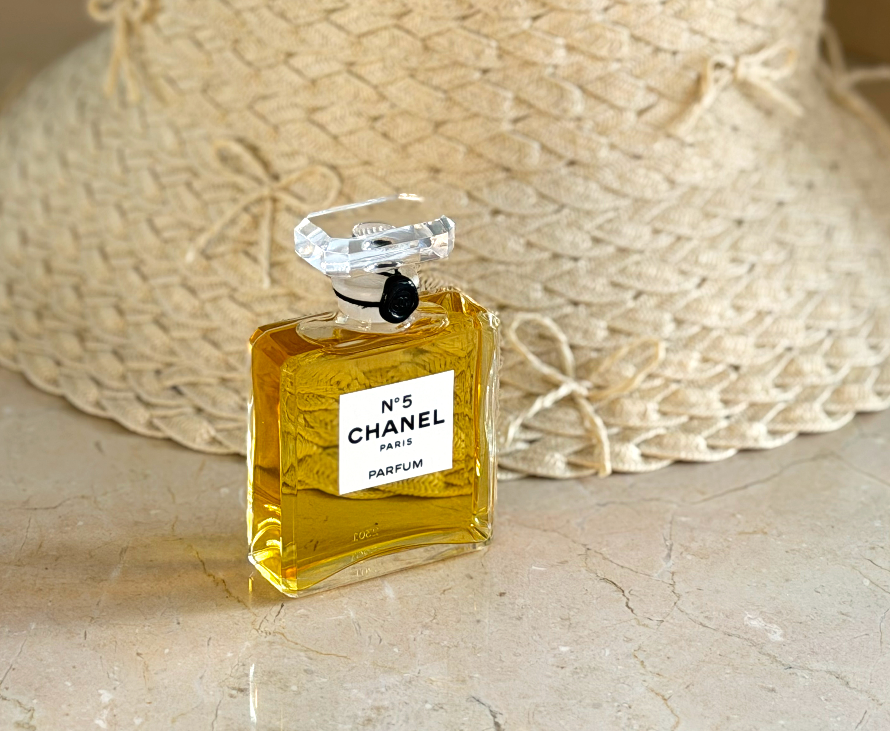 Les Extraits de CHANEL: Chanel No 5 ~ フレグランスレビュー