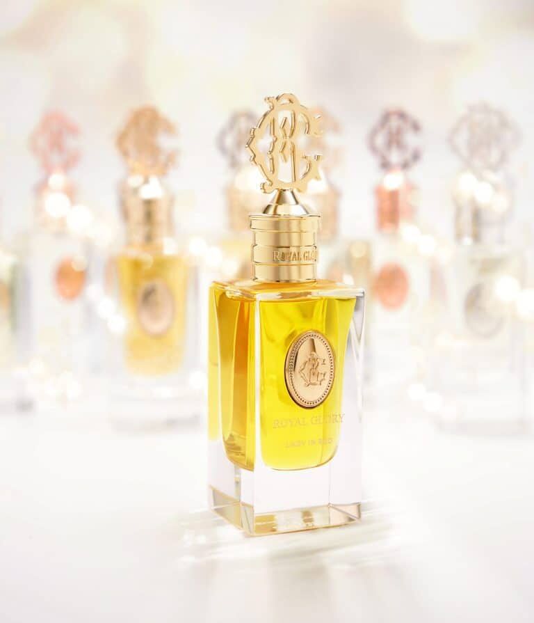 lady in red royal glory