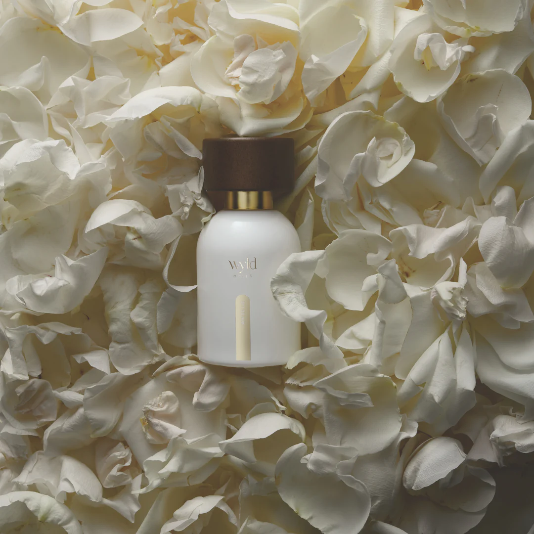 Reklamní obrázek White Lie od Wyld Notes