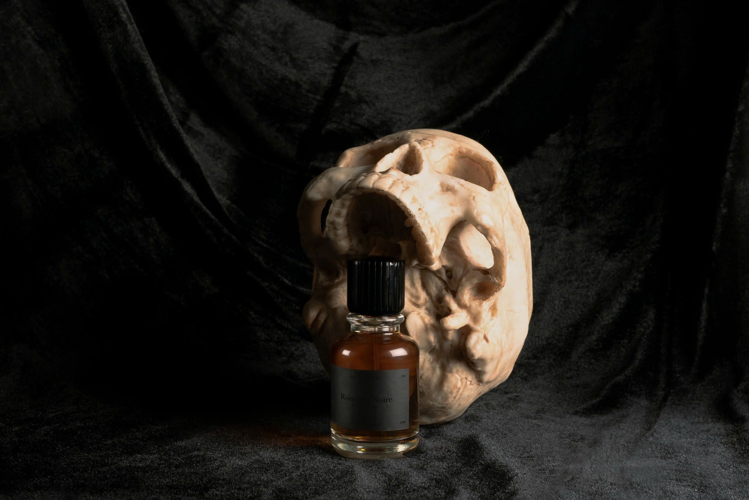 romance noire sylhouette