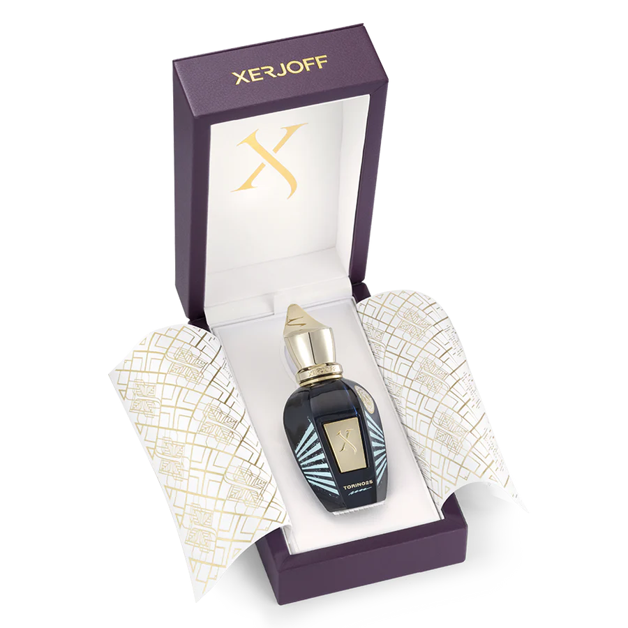 Xerjoff Torino25 v krabičce na bílém pozadí
