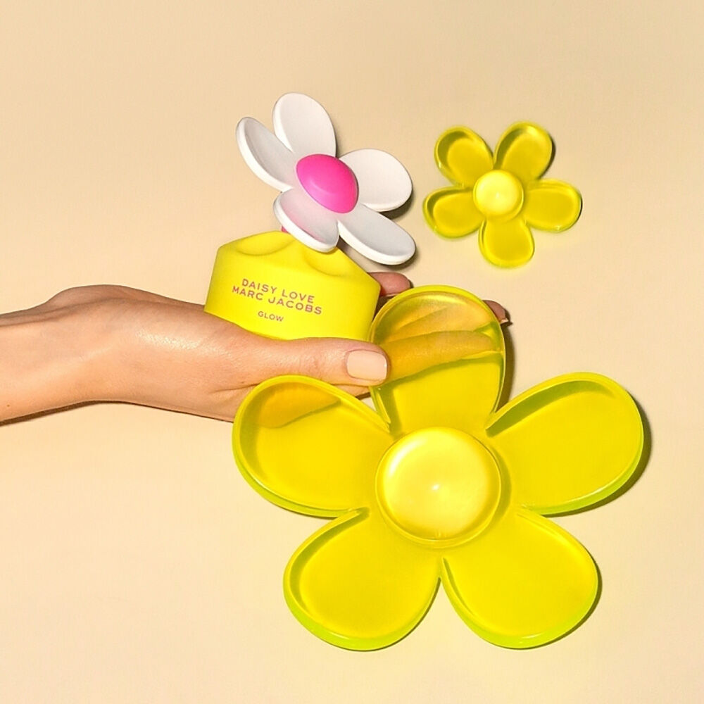 marc jacobs daisy love glow