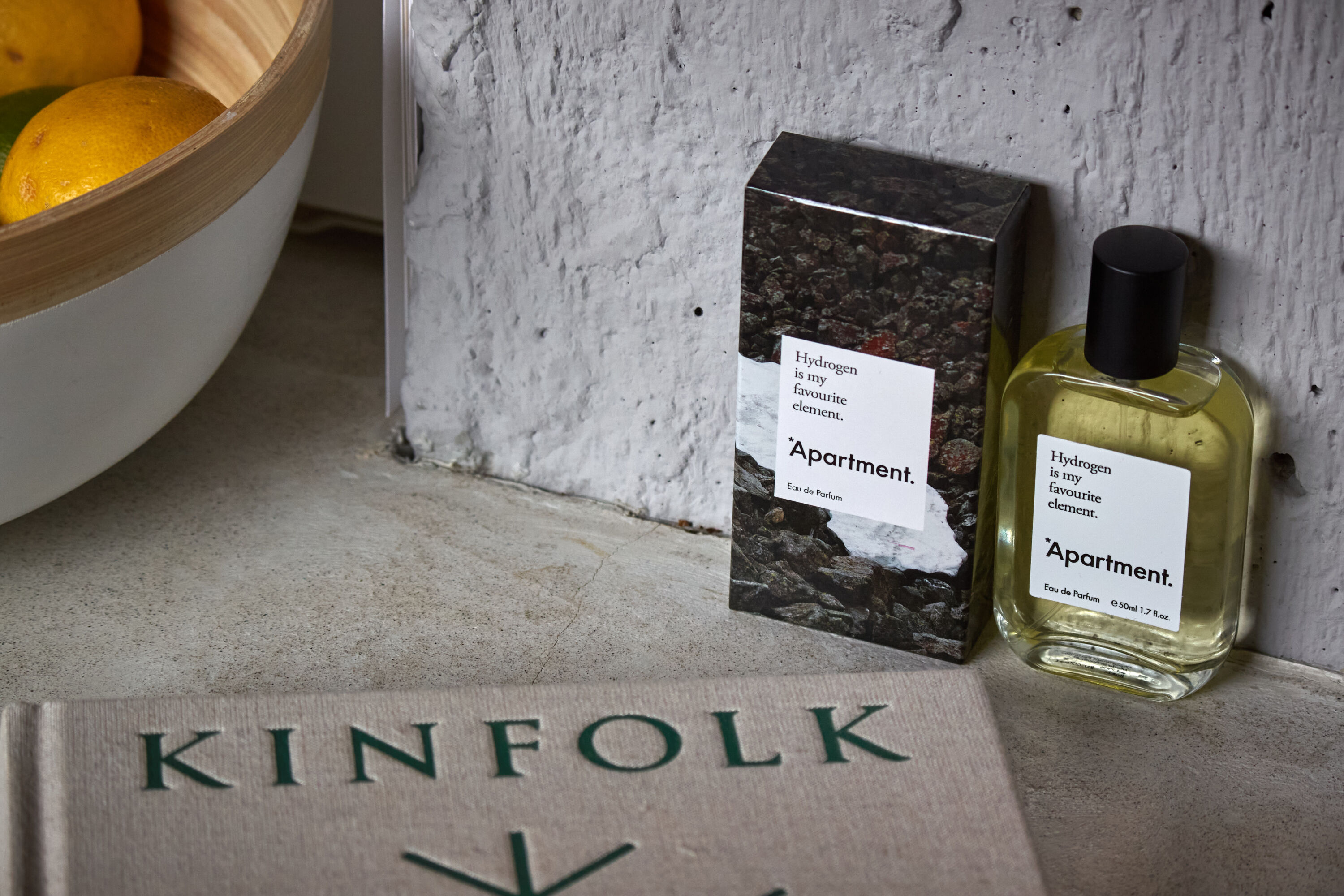 Hydrogen is my favorite element *Apartment for women and men