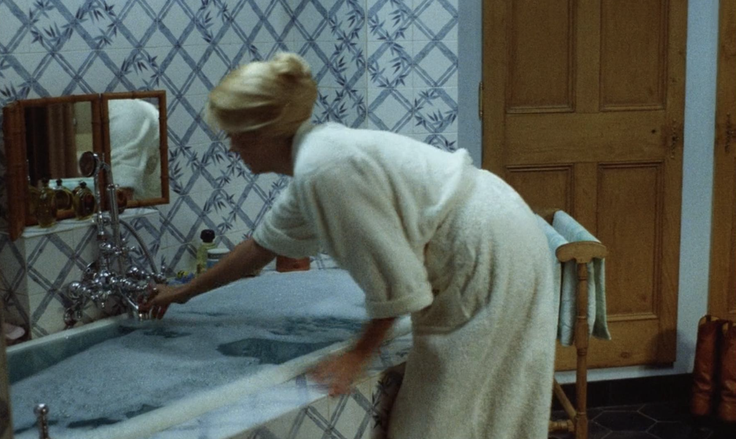 Ароматные фильмы Катрин Денев