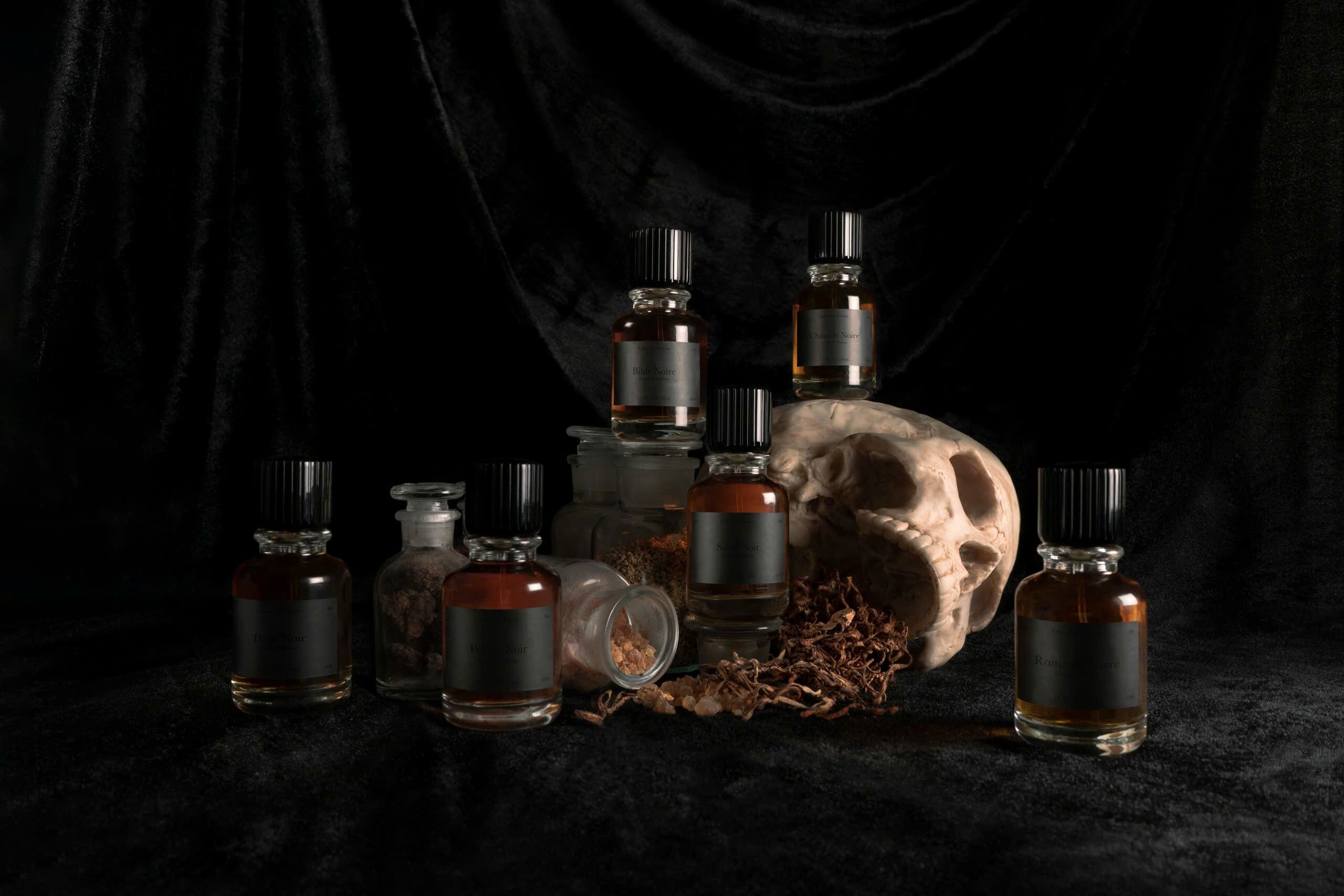 Les Vanites Sylhouette