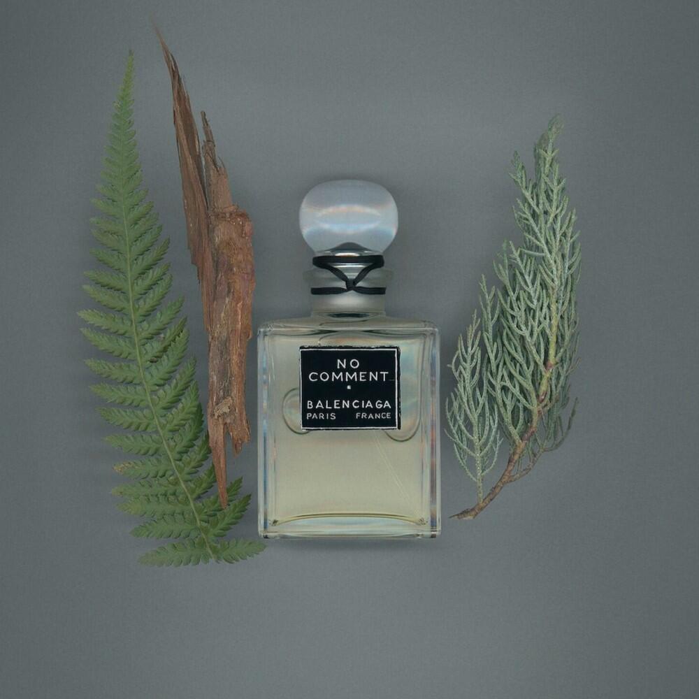 No Comment Balenciaga