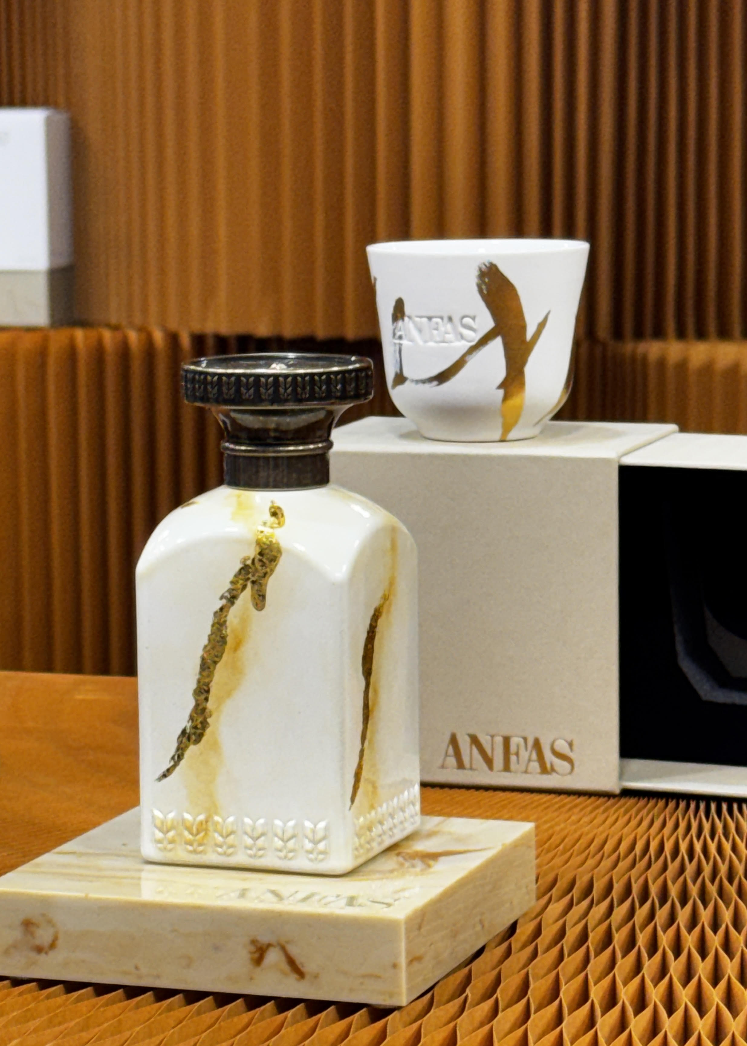 ESXENCE 2026: Anfas Debai、最高峰のウード！ ~ フレグランスレビュー