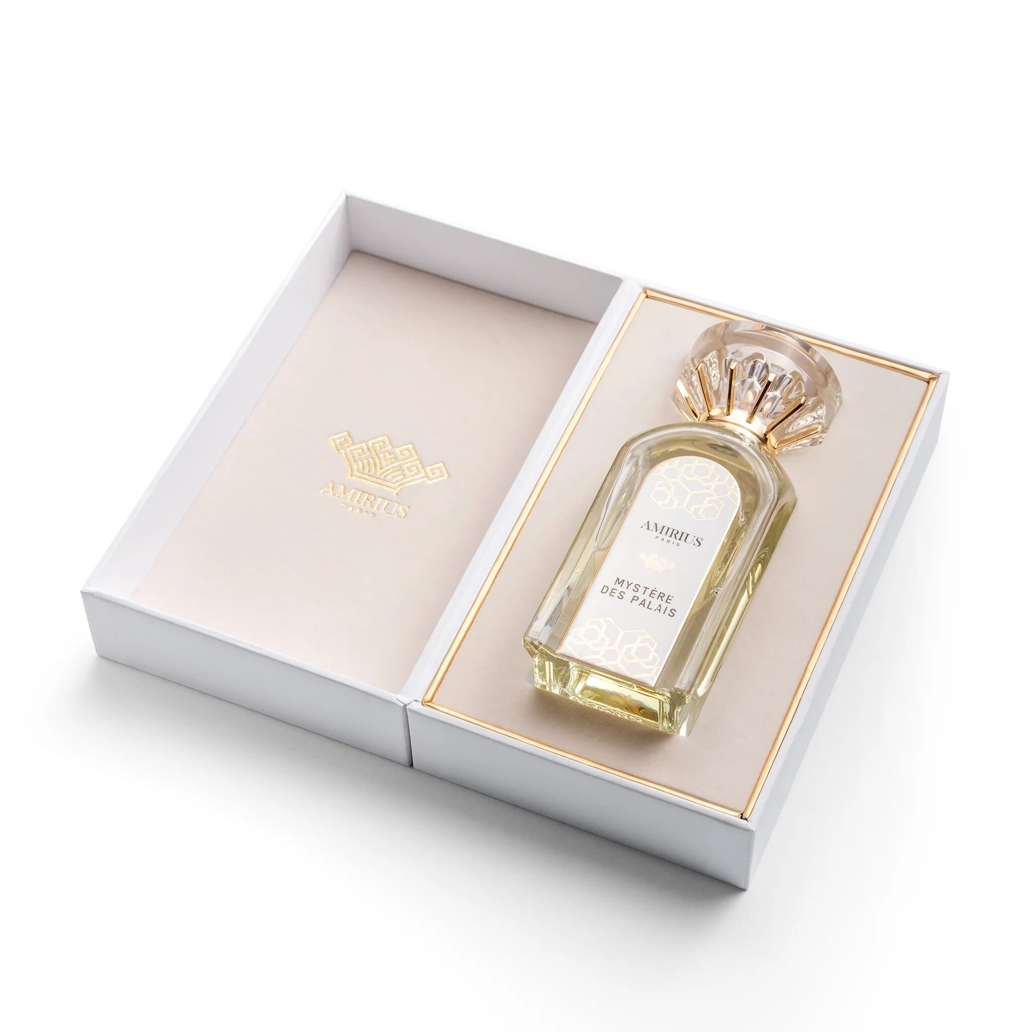 ESXENCE 2025: Amirius & The Art of Scent-Telling