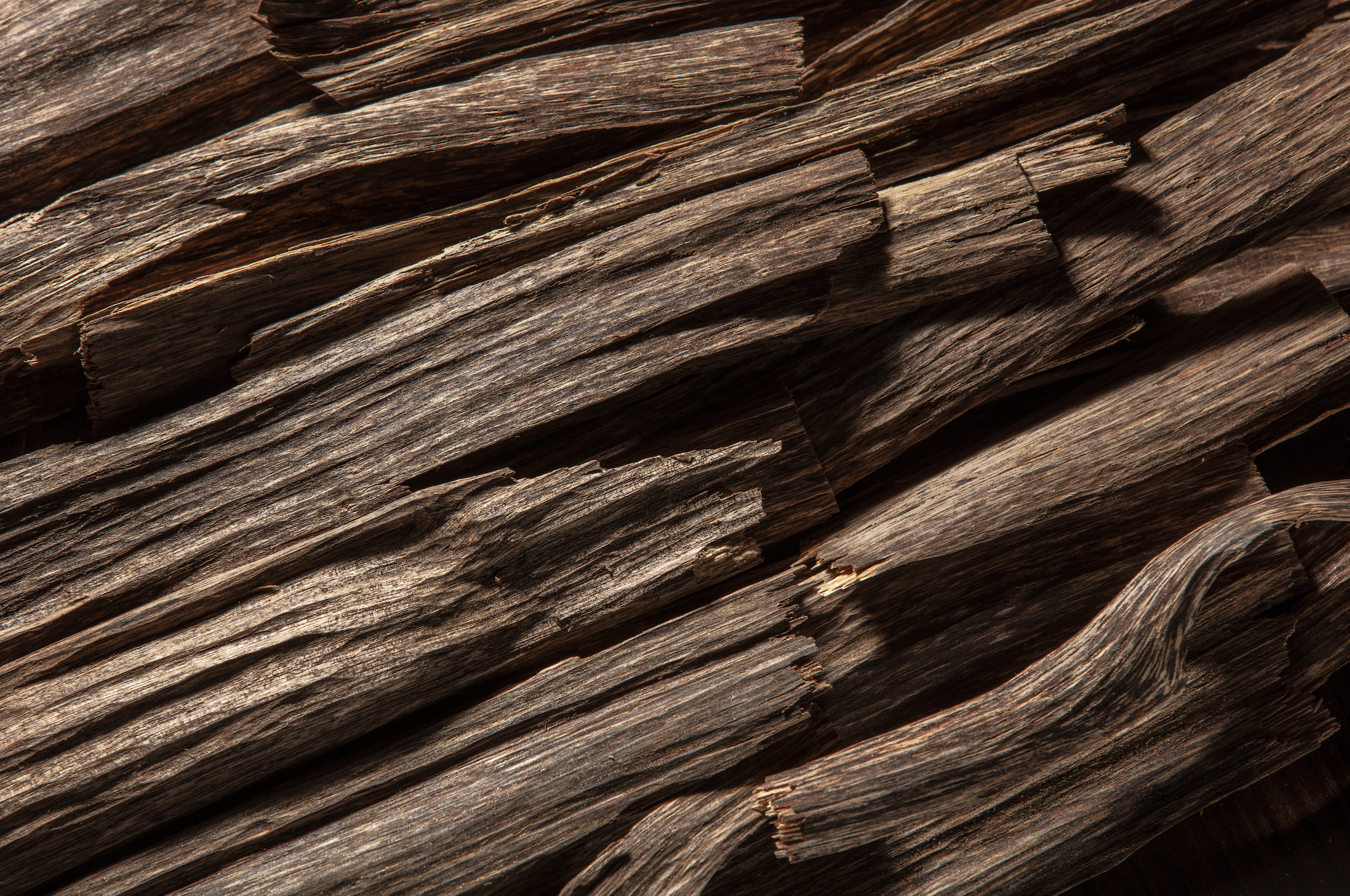 Oud Zarian by Creed: Darkness Bottled