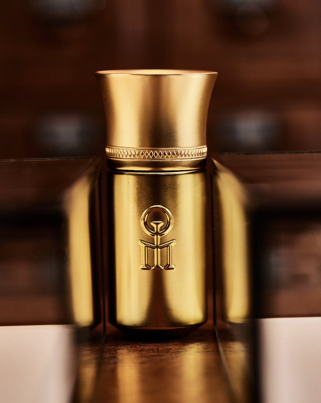A Golden Fantasy: Liquide by Les Liquides Imaginaires