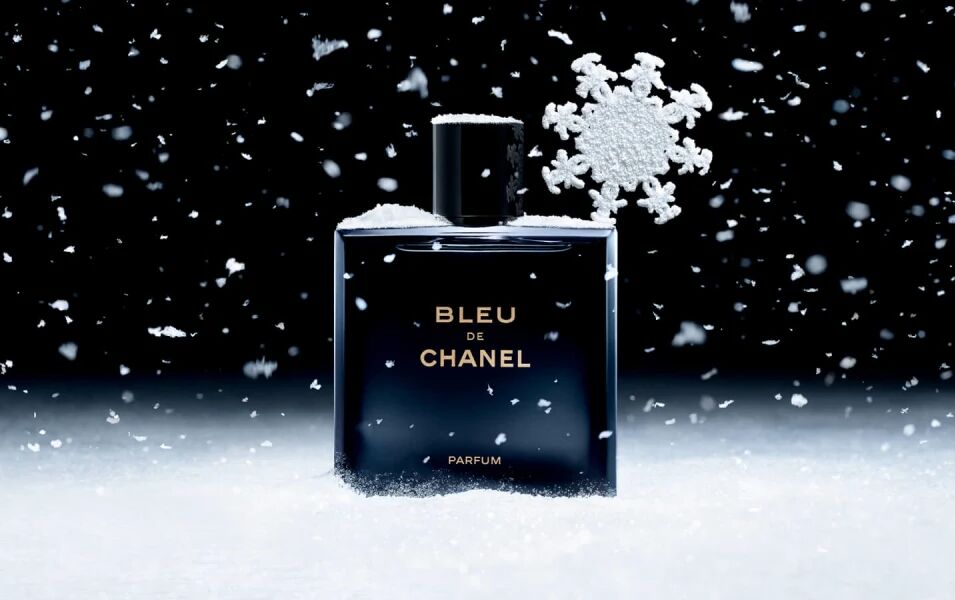Chanel Bleu ad in snow