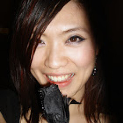 Yi Shang (怡 商)