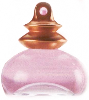 Tsun Lai Oriflame эмэгтэй