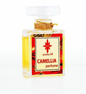 Camellia di Aroma M da donna e da uomo