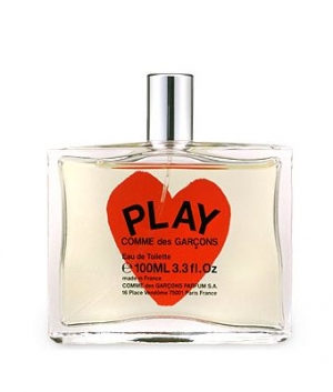 COMME DES GARCONS PLAY RED