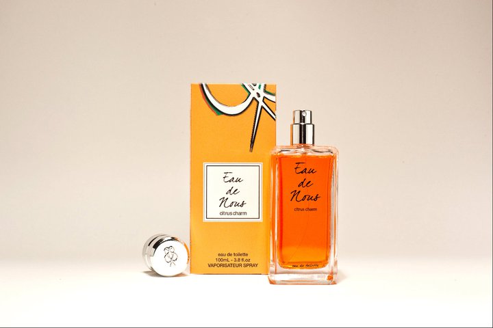 Citrus Charm Eau de Nous Parfum - ein es Parfum für Frauen 2010