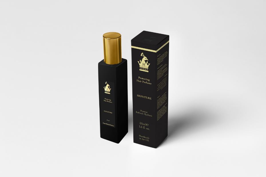 Signature Herra perfume - a fragrance for women and men