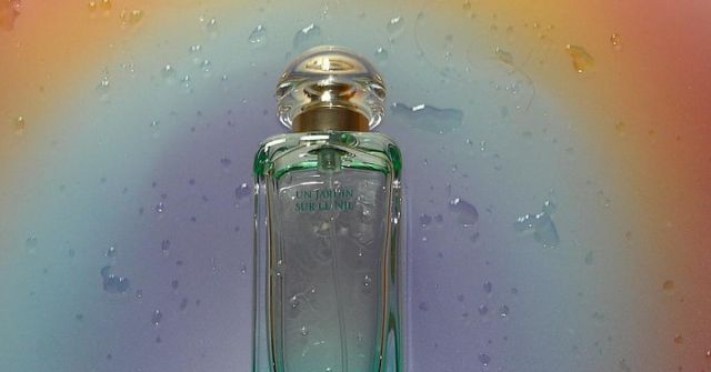 Hermes Un Jardin sur le Nil: letní svěžest na věky věků 