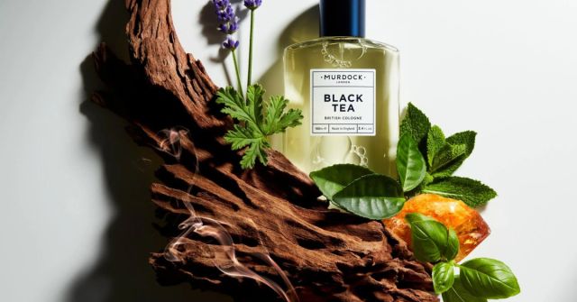 Murdock London Black Tea: Nezařaditelná kombinace živočišných květin, pryskyřic a koření
