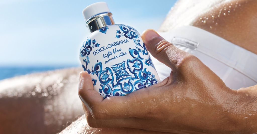 D&G Light Blue Summer Vibes: Nedokončená bomba ambrového dřeva