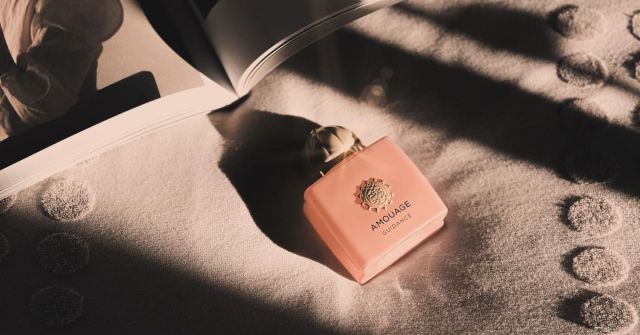 Ovocná smradlavá santalová bomba i přes obrovský hype: Amouage Guidance