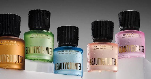 Značka péče o pleť a make-up Beautycounter uvádí na trh řadu čistých parfémů