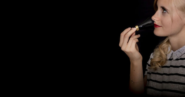 Dans Le Noir? Noční parfémová voda, která sublimuje temnotu