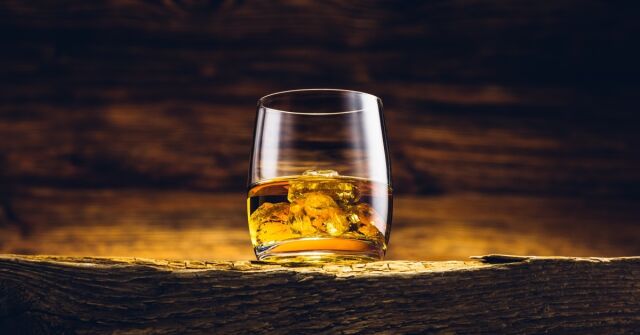 Whisky, whiskey a bourbon