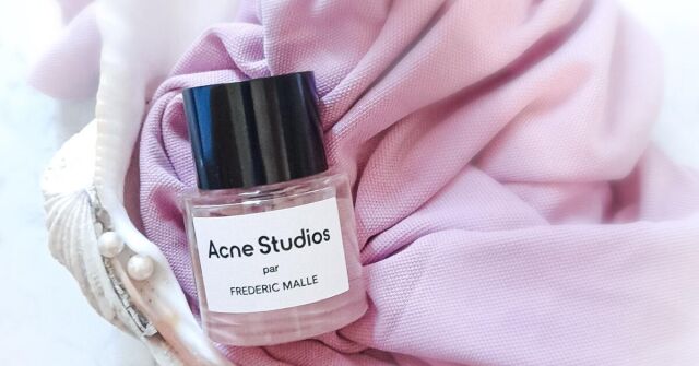 Acne Studios jako spálené mýdlo a toxické znečištění