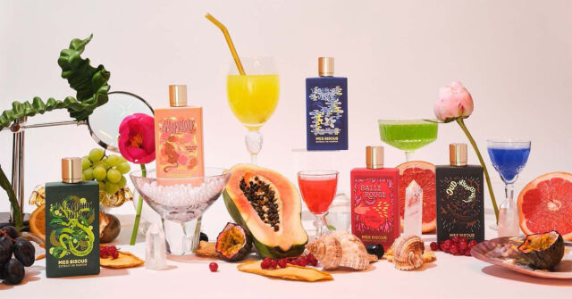 Mes Bisous: Parfémy v obálkách knih