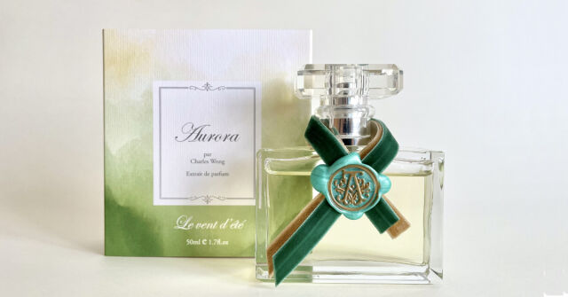 Le vent d'été: Nový Extrait de Parfum od Aurora od Charles Wong 