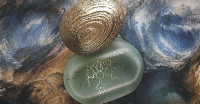 Tulaytulah od Majdy Bekkali: Okouzlující vůně vlhké krasové jeskyně