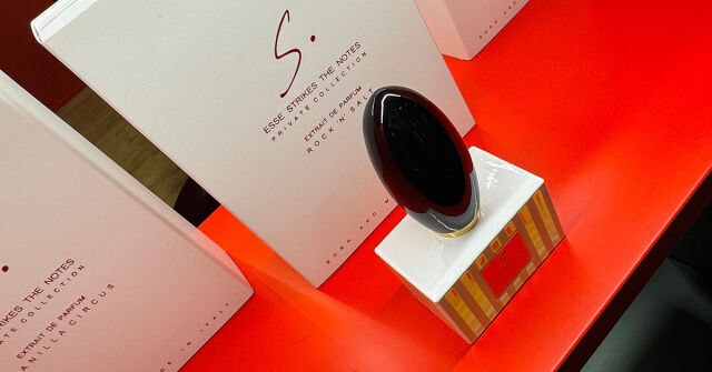 ESSE STRIKES THE NOTES: Vanilla Circus a Rock'n'Salt