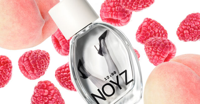 Rozjímání romantického malinového rošťáka – nyní s ozdobou z cukrové vaty!