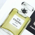 Cristalle a No.19 od Chanel: Tehdy a teď