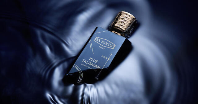 Blue Talisman Extrait od Ex Nihilo: Studie světla a stínu