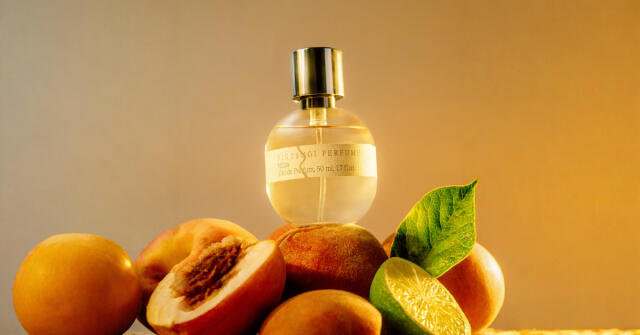 MÚZA Kintsugi Perfumes: Čajovo-květinový šepot