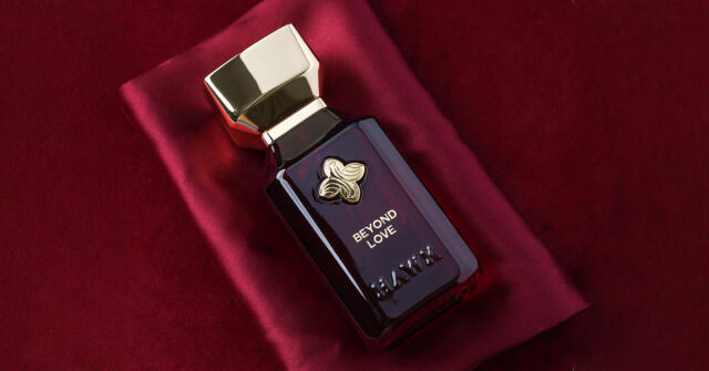 Beyond Love od Hawk Perfumes: Košík jablek a kytice květin z Ománu