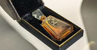 Dzintarsovo mistrovské dílo – Mīla un viltus