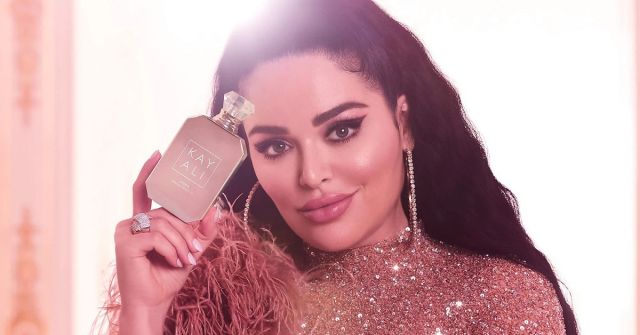 Utopia Vanilla Coco 21 Kayali Fragrances perfume - a fragrance for