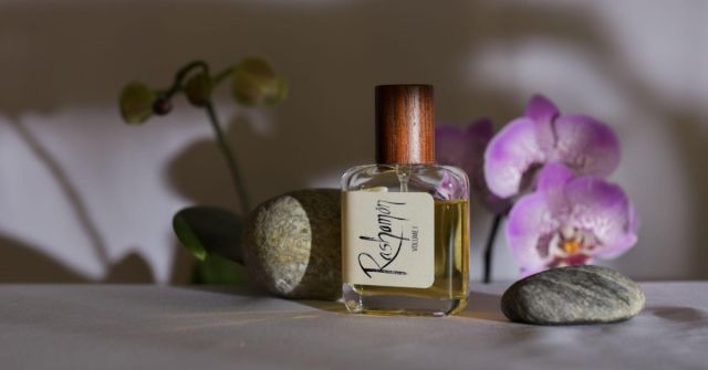 Waves Régime des Fleurs perfume - a fragrance for women and men 2018