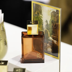【未使用】ELLA K AMBER K 100ml ELLA K PARFUMS - Amber K Eau de Parfum 100ml – Pari Gallery