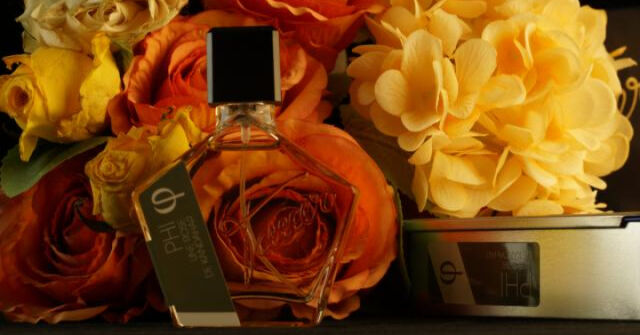 Jour de Fete L'Artisan Parfumeur perfume - a fragrance for women