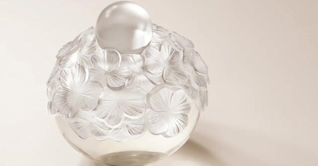 Mikimoto Eau de Parfum Mikimoto perfume - a fragrance for women