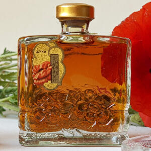 Krasny Mak' (Red Poppy): Older Than It Seems ~ Vintage Fragrances
