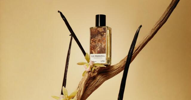 LP04 GOLDEN GEM Le Persona: Quietly Beautiful ~ Fragrance Reviews