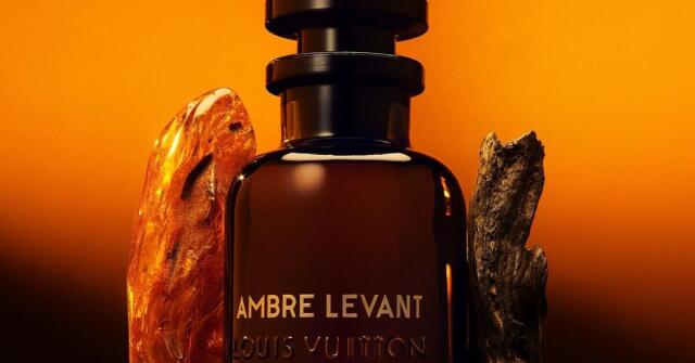 Perfumes and Colognes Magazine, Perfume Reviews and Online  CommunityFragrantica.com