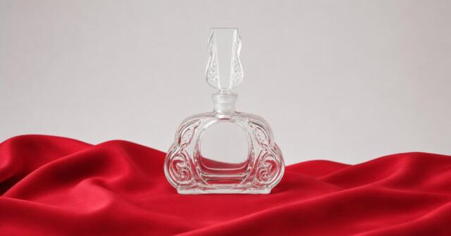 Красный Мак (Red Poppy Flower) Новая Заря (The New Dawn) perfume
