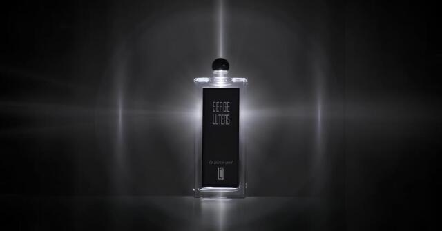 Nuit de Cellophane Serge Lutens perfume - a fragrância