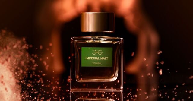 Immortelle Manos Gerakinis perfume - a fragrância Compartilhável 2017